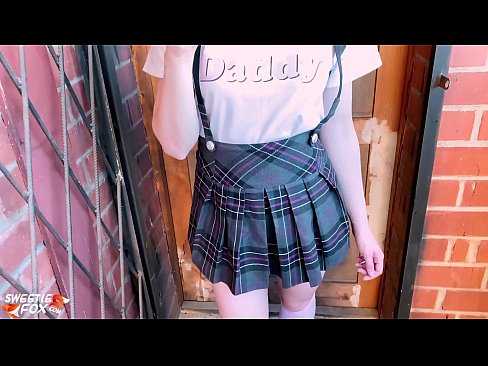 ❤️ Schoolgirl ດູດ dick ຂອງນາງເລິກແລະ fucks ແທນທີ່ຈະຫ້ອງຮຽນ. ❤️ ໜັງໂປ້ ທີ່ lo.camporner.top ❌️